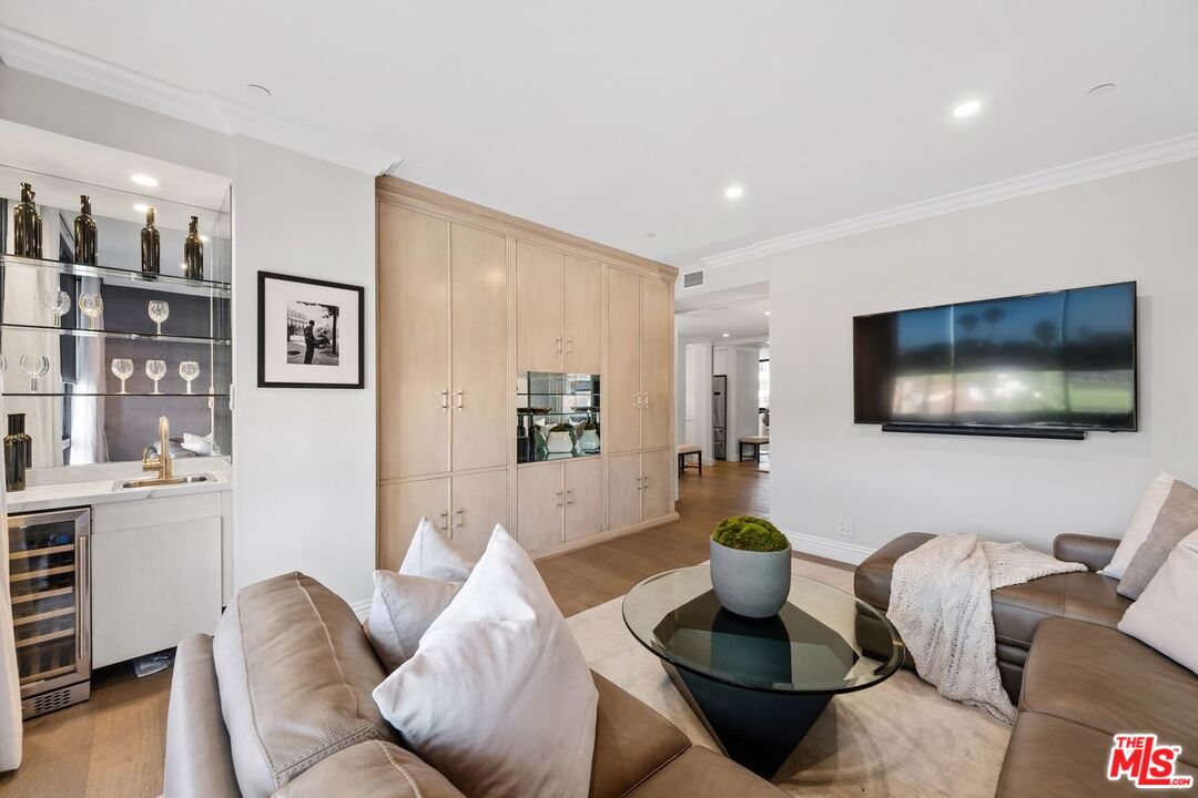 10350 Wilshire Blvd Unit: 501