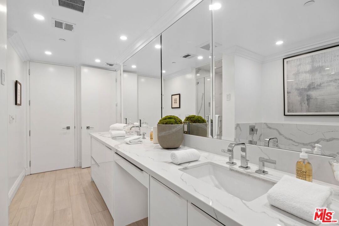 10350 Wilshire Blvd Unit: 501