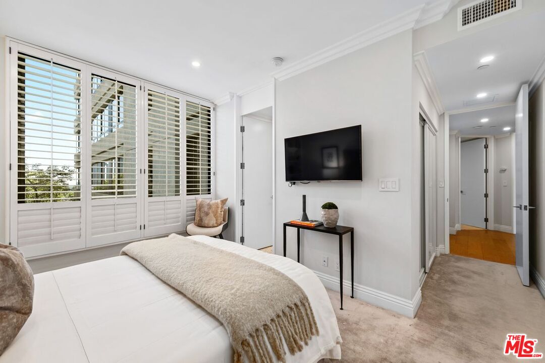 10350 Wilshire Blvd Unit: 501