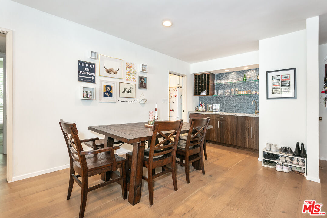 11687 Montana Ave Unit: 206