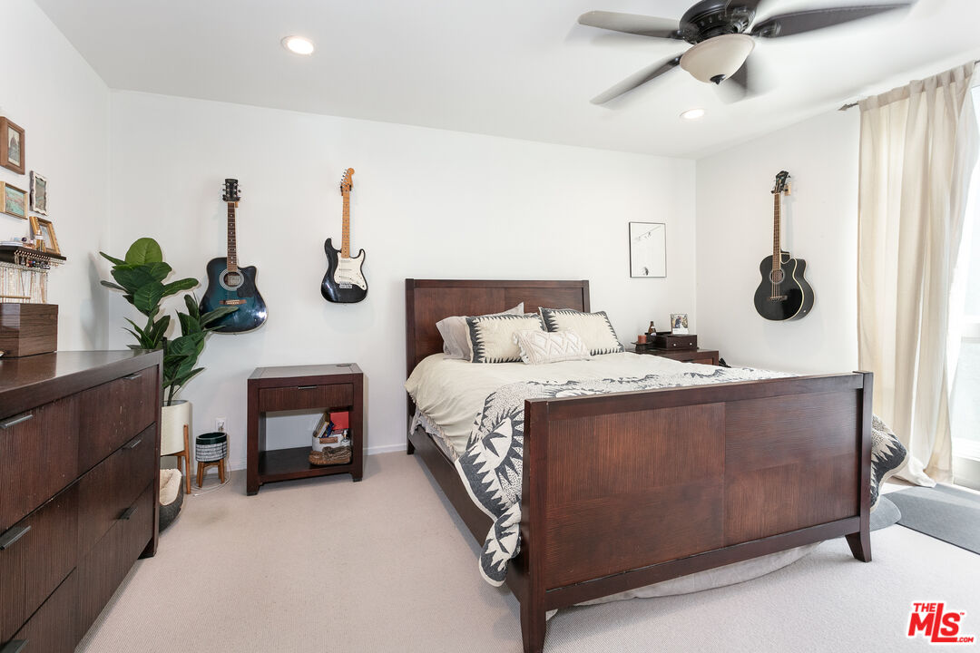 11687 Montana Ave Unit: 206