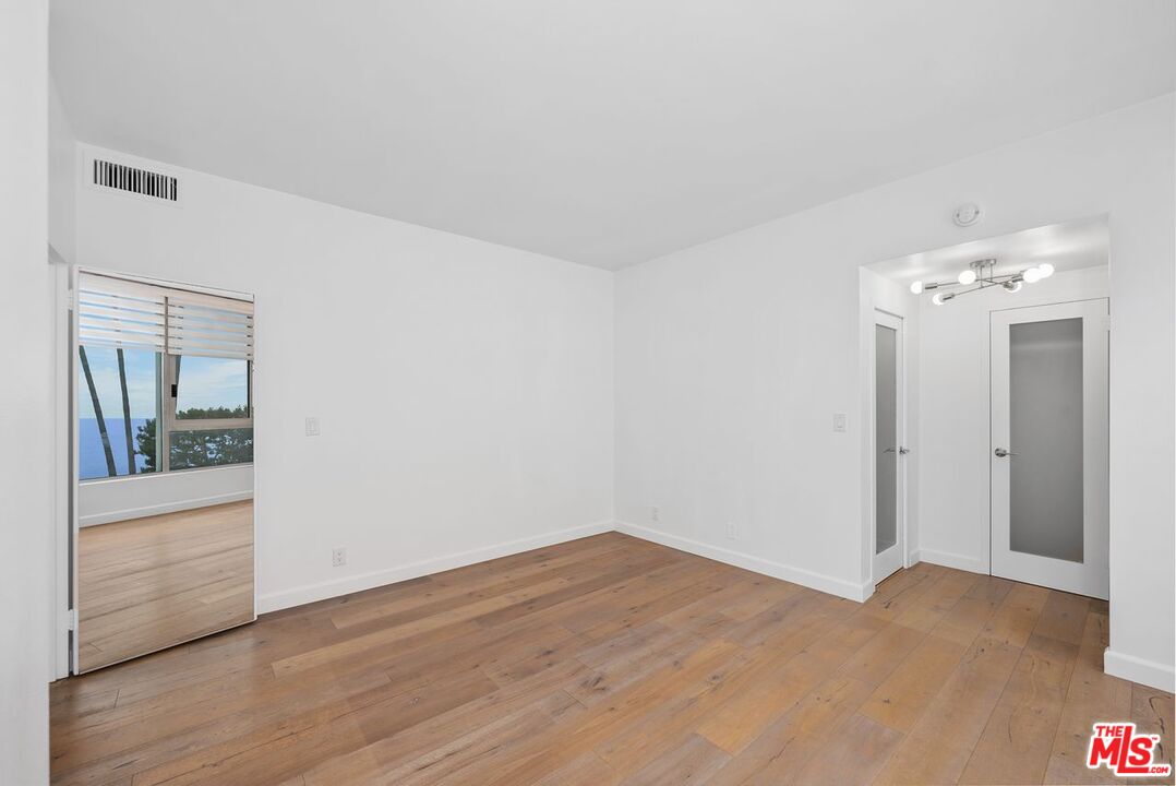 17368 W Sunset Blvd Unit: 306