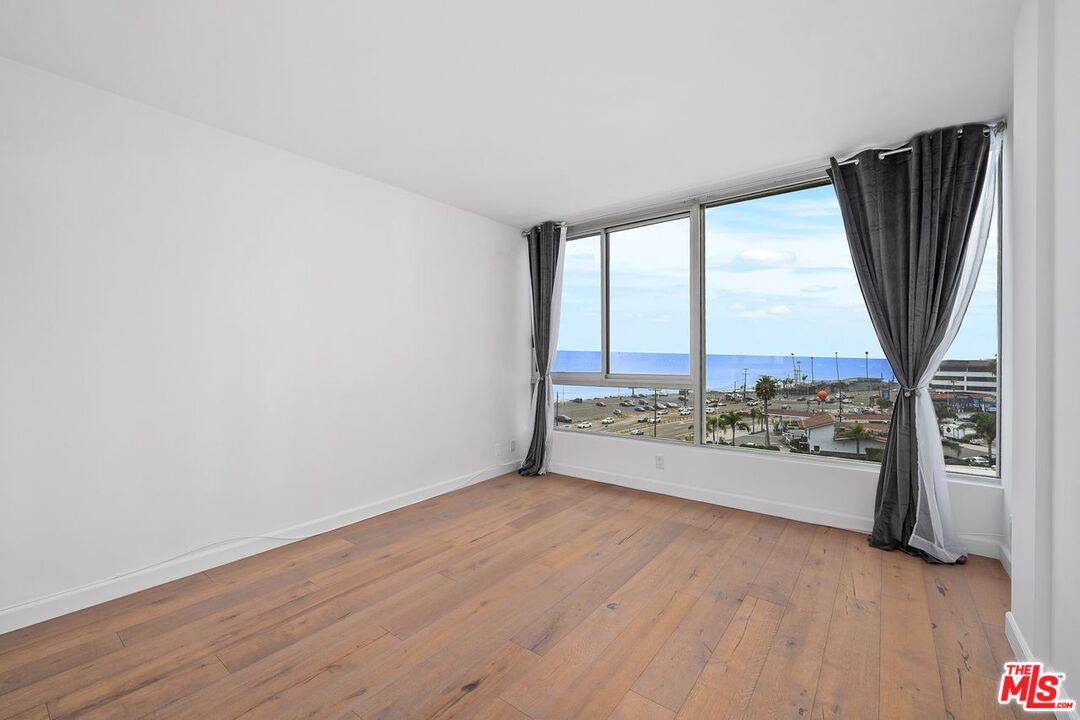 17368 W Sunset Blvd Unit: 306