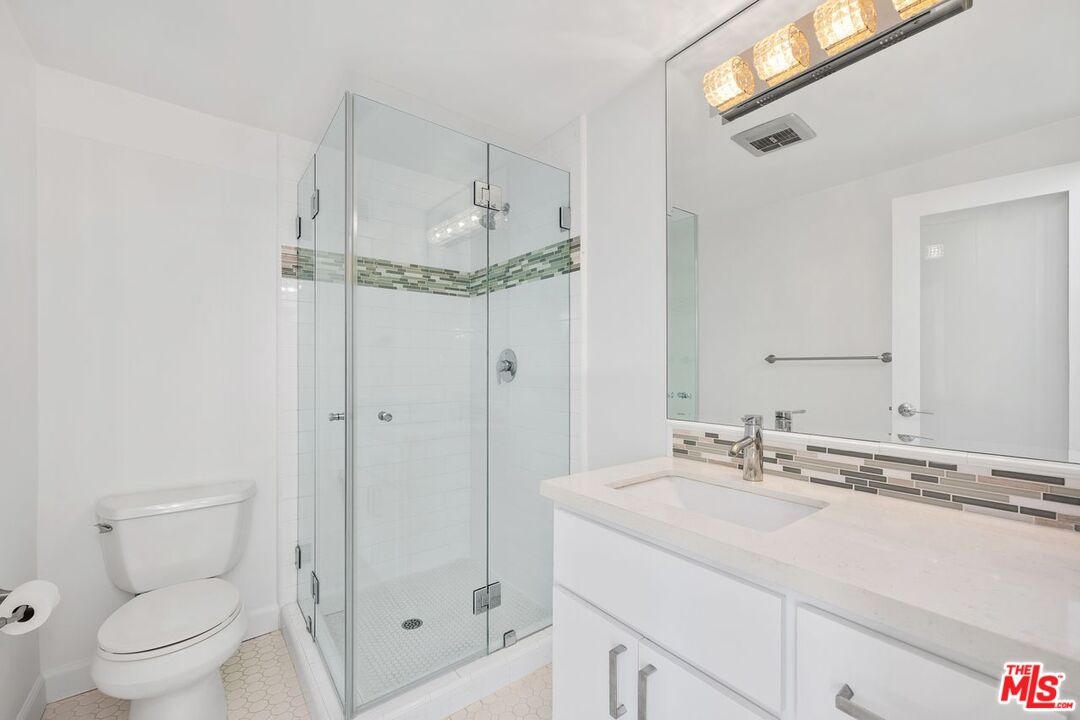 17368 W Sunset Blvd Unit: 306