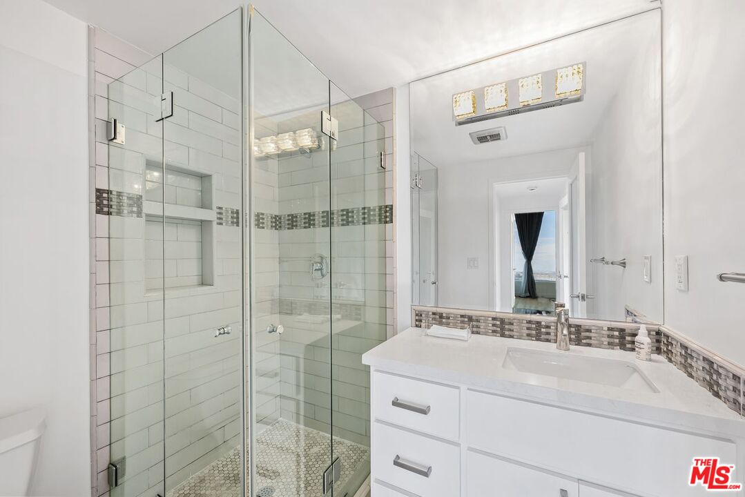 17368 W Sunset Blvd Unit: 306