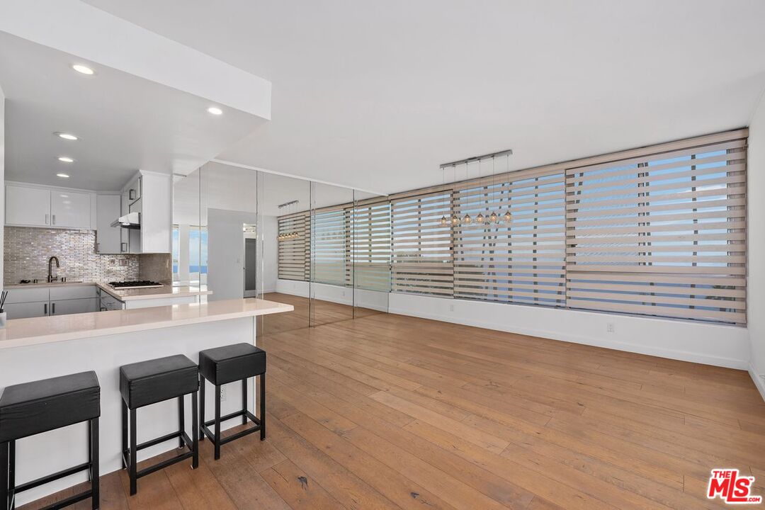 17368 W Sunset Blvd Unit: 306