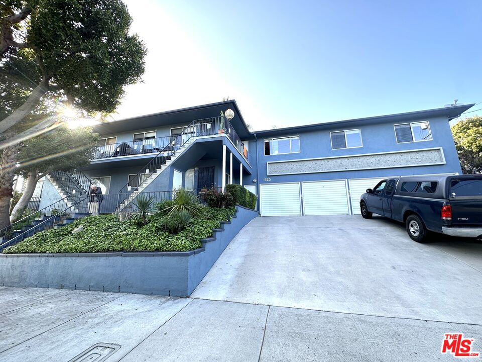 623 Ashland Ave Unit: 2