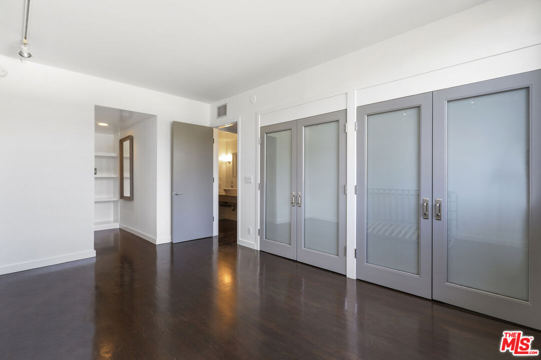 4455 Los Feliz Blvd Unit: 708