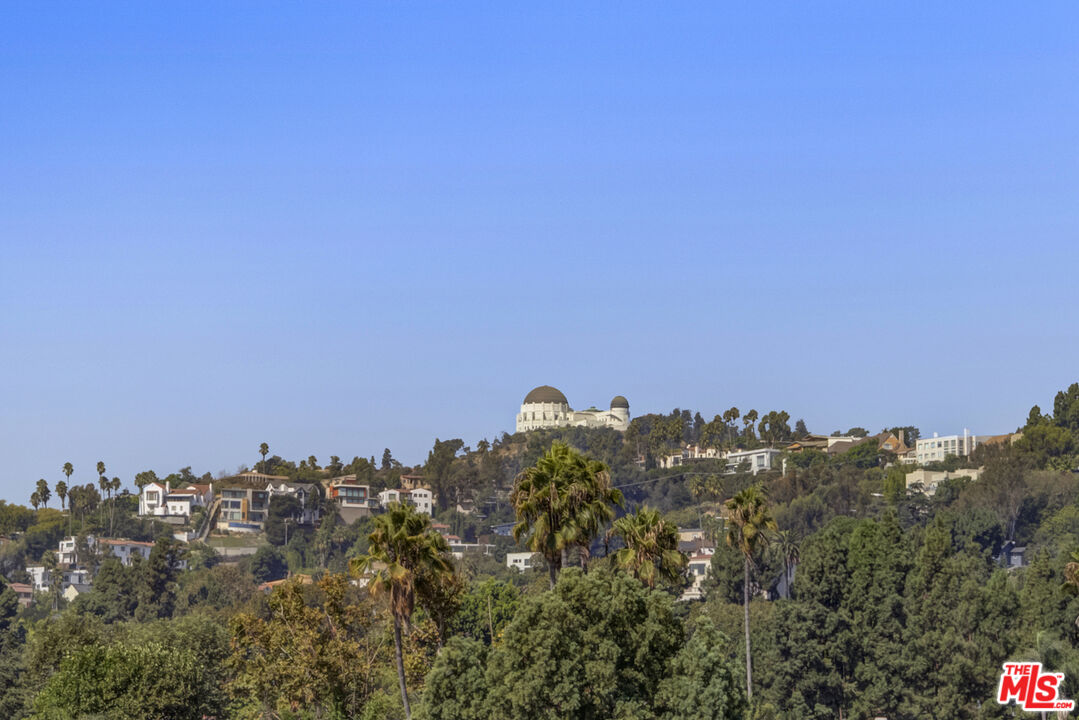 4455 Los Feliz Blvd Unit: 708