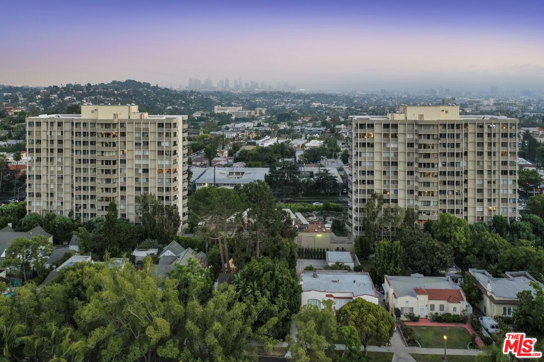 4455 Los Feliz Blvd Unit: 708
