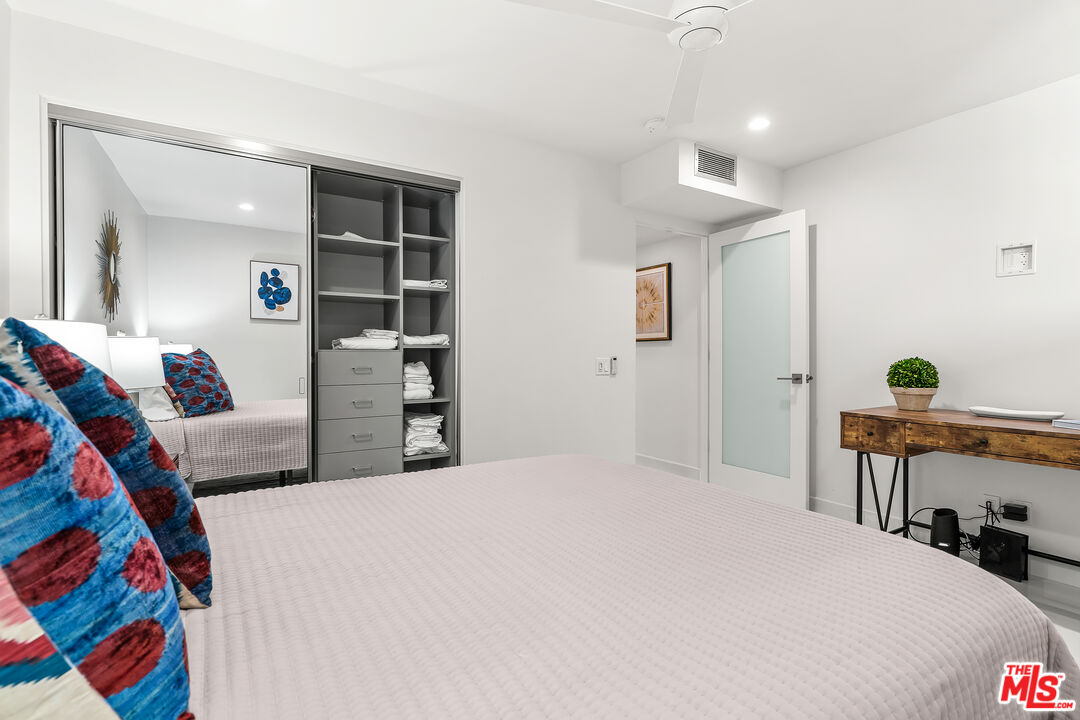 197 W Via Lola Unit: 10