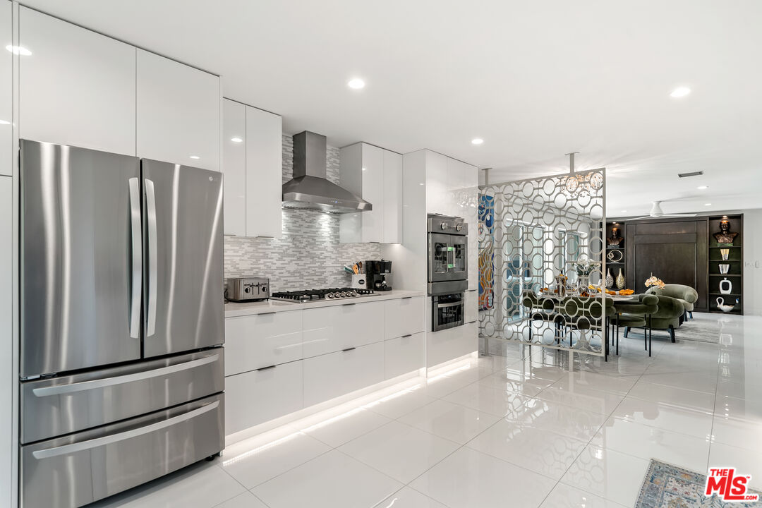 197 W Via Lola Unit: 10