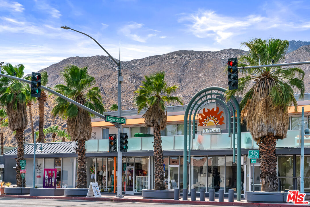 197 W Via Lola Unit: 10