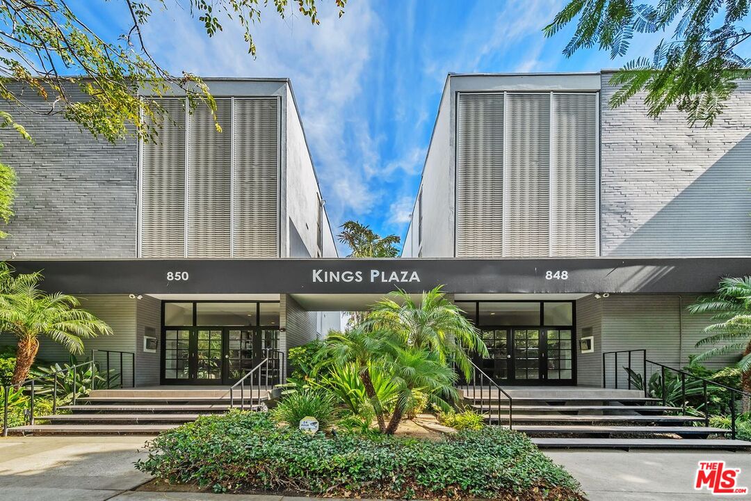 848 N Kings Rd Unit: 310