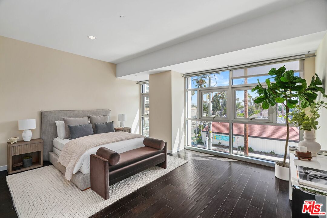 3111 Via Dolce Unit: 304