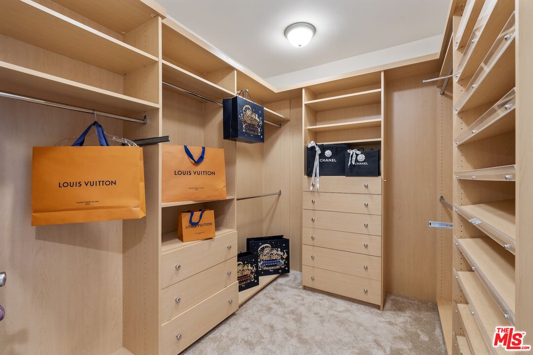 430 N Oakhurst Dr Unit: 407