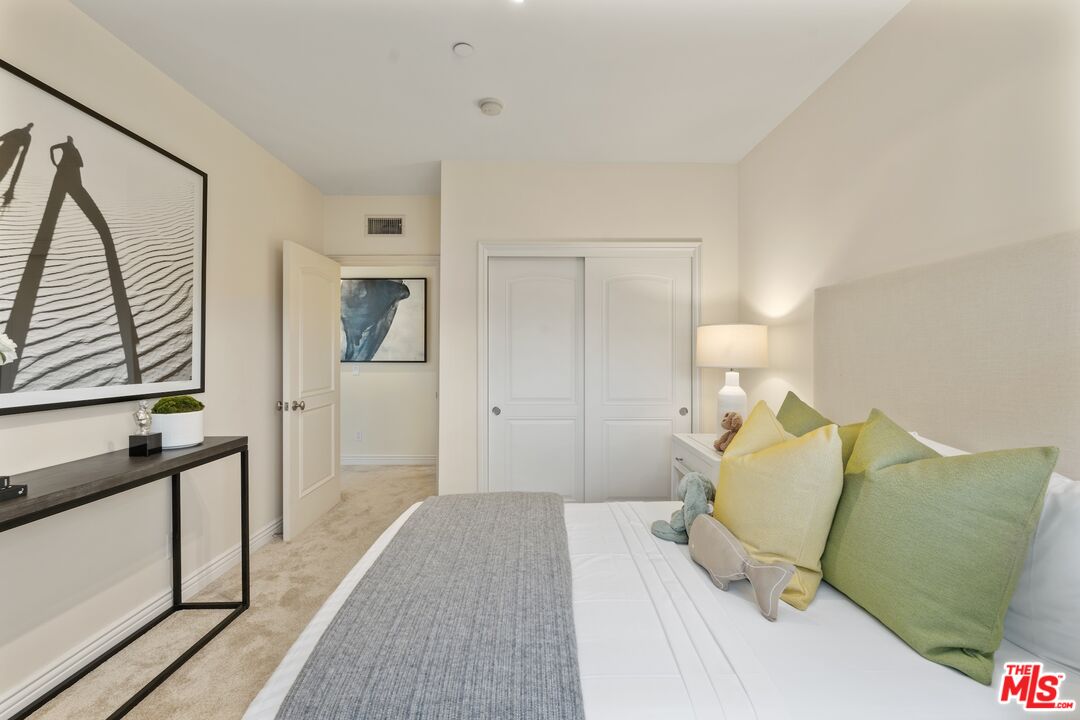 430 N Oakhurst Dr Unit: 407