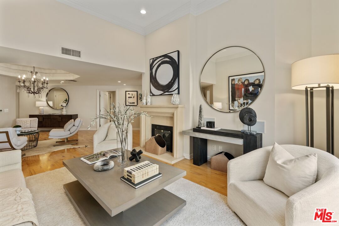 430 N Oakhurst Dr Unit: 407