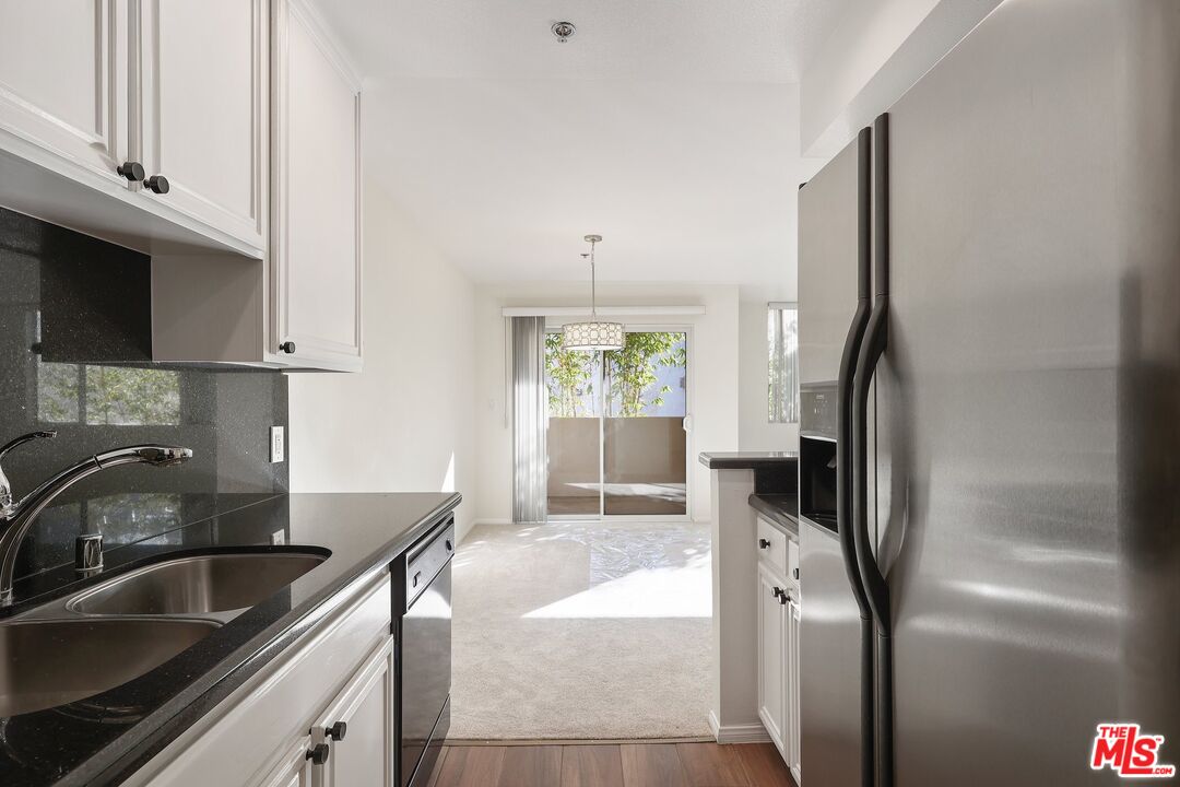 4501 Cedros Ave Unit: 217