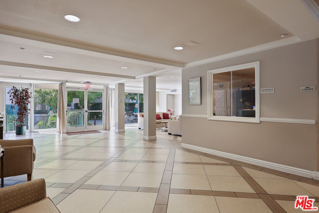 4501 Cedros Ave Unit: 217