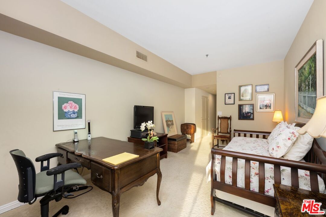 10660 Wilshire Blvd Unit: 1102