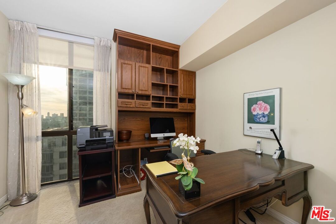 10660 Wilshire Blvd Unit: 1102
