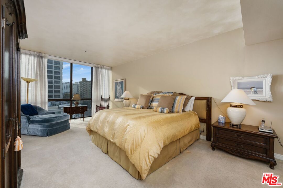 10660 Wilshire Blvd Unit: 1102