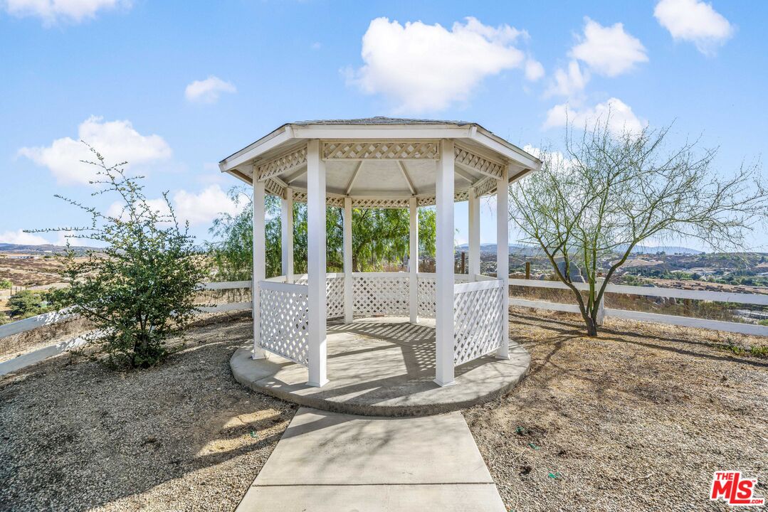 38675 Green Meadow Rd