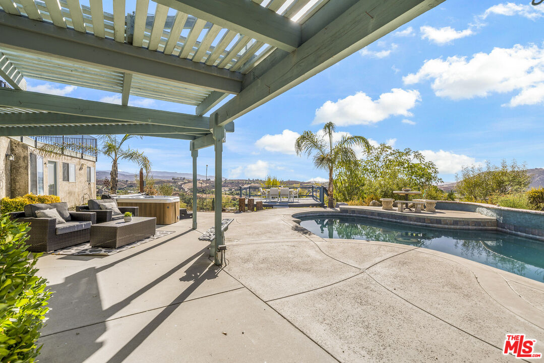 38675 Green Meadow Rd