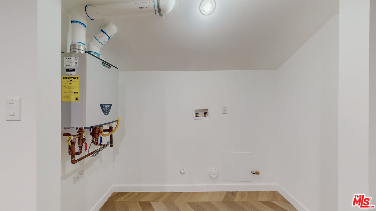 1235 N Citrus Avenue