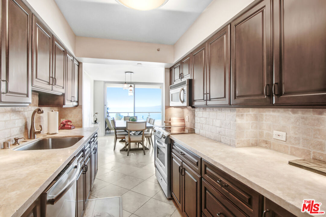 201 Ocean Ave Unit: 408P