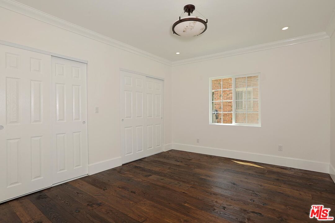 6442 SAN VICENTE BLVD