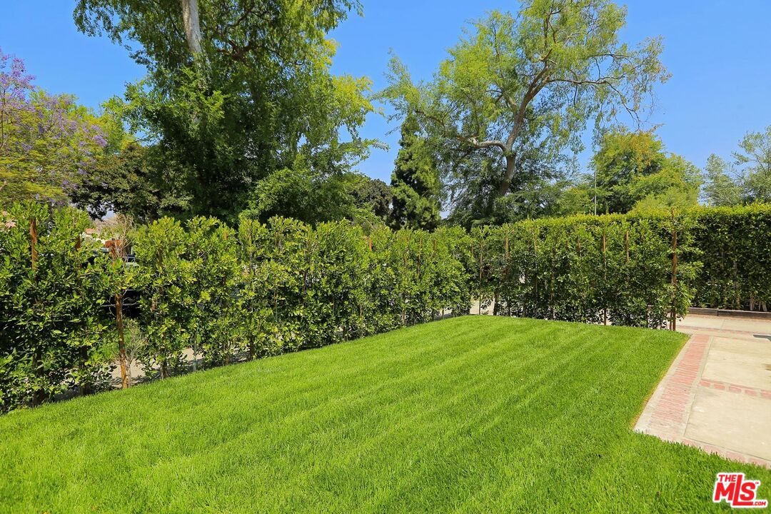 6442 SAN VICENTE BLVD