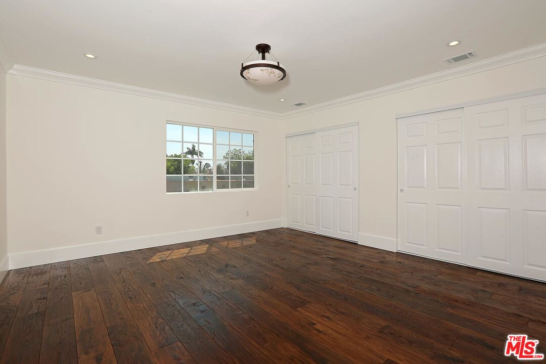 6442 SAN VICENTE BLVD