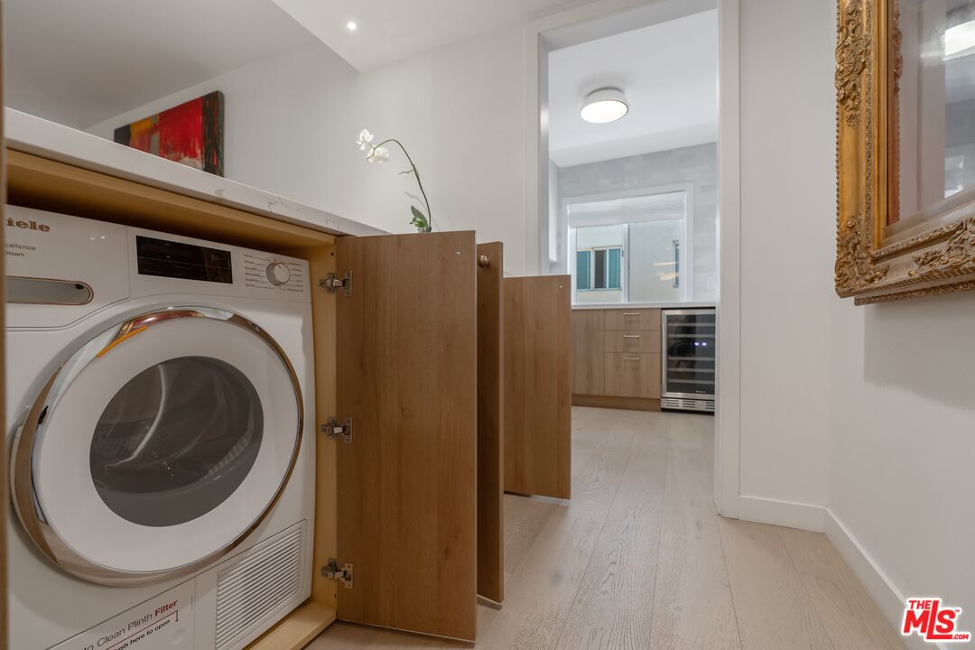 404 San Vicente Blvd Unit: 101