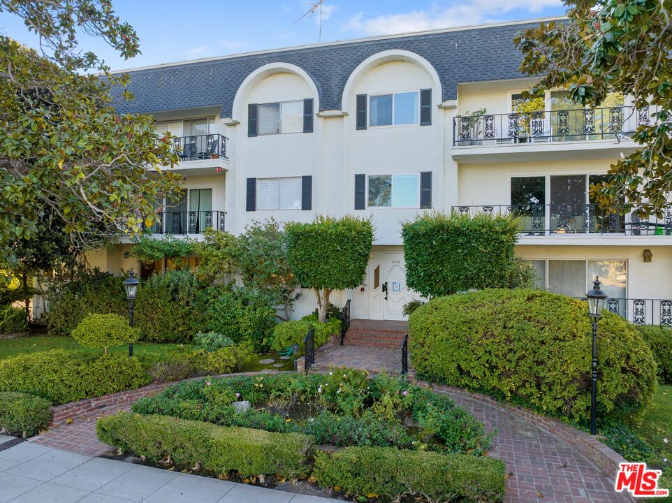 404 San Vicente Blvd Unit: 101