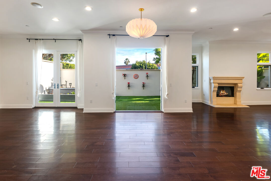 1127 Princeton St Unit: 102