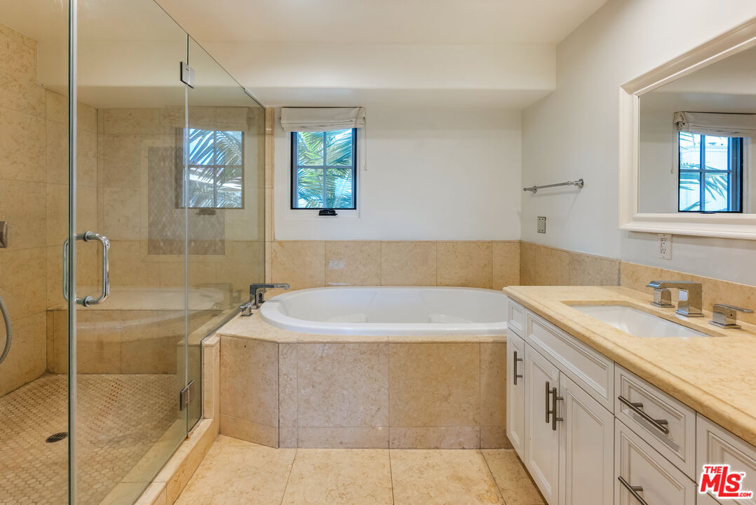 1127 Princeton St Unit: 102