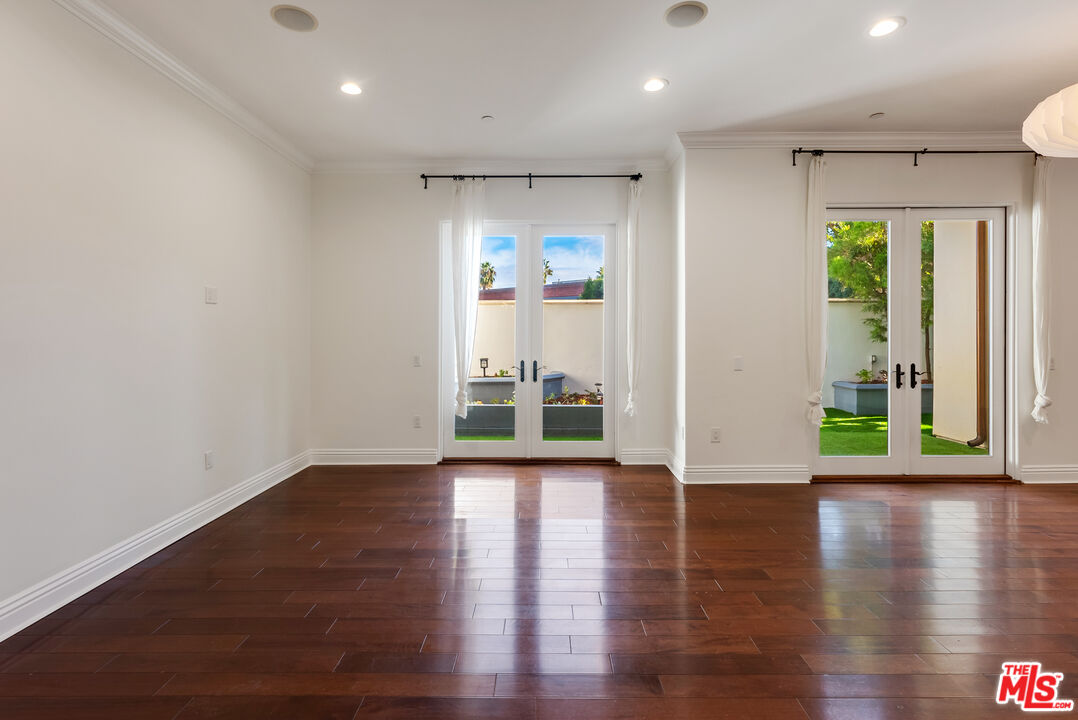 1127 Princeton St Unit: 102