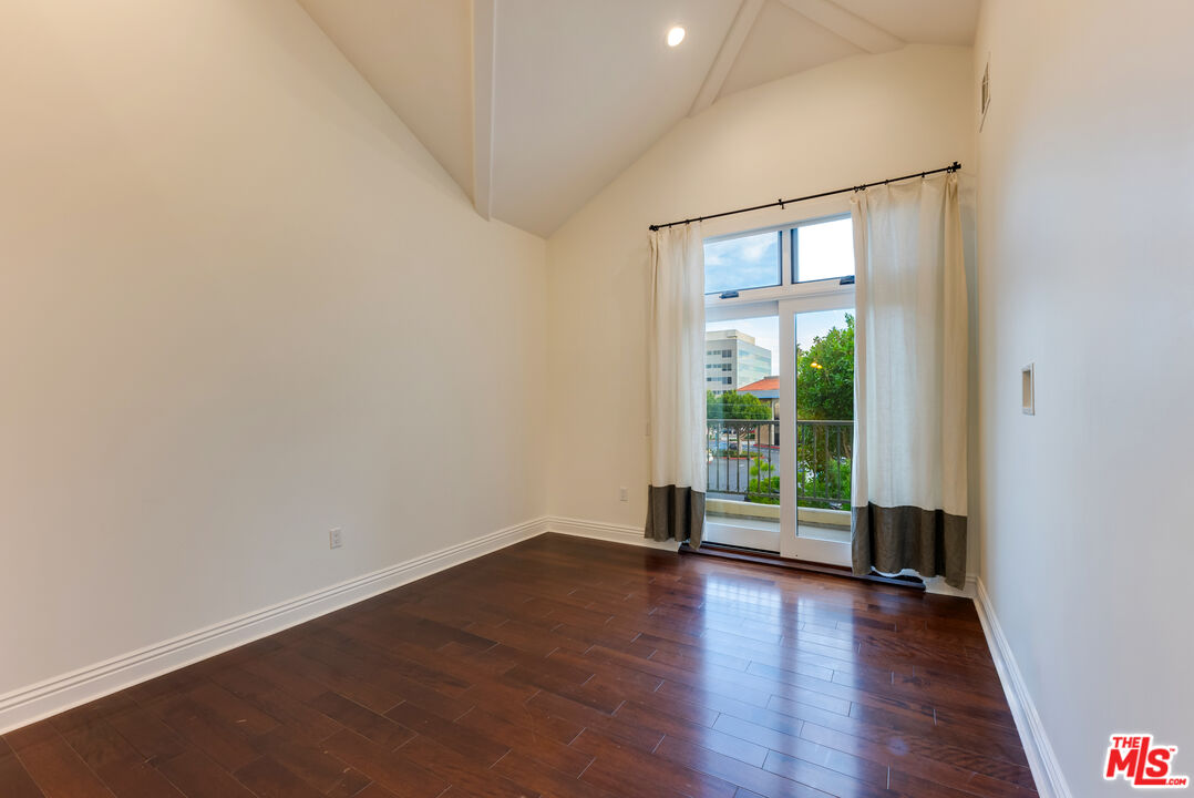 1127 Princeton St Unit: 102