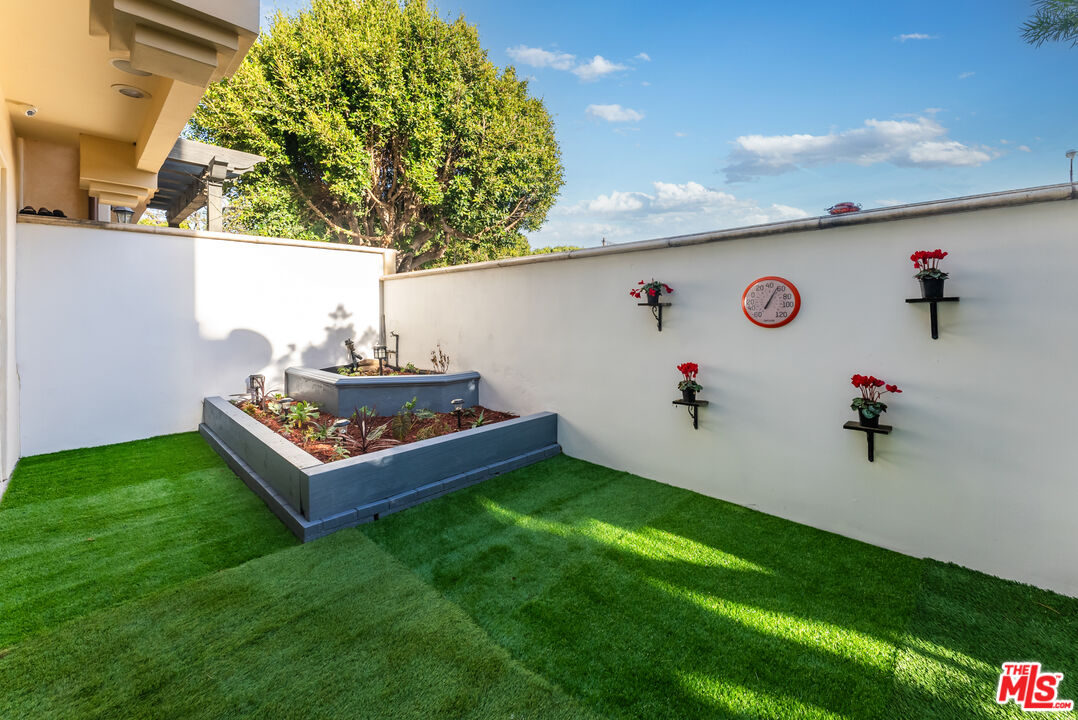 1127 Princeton St Unit: 102