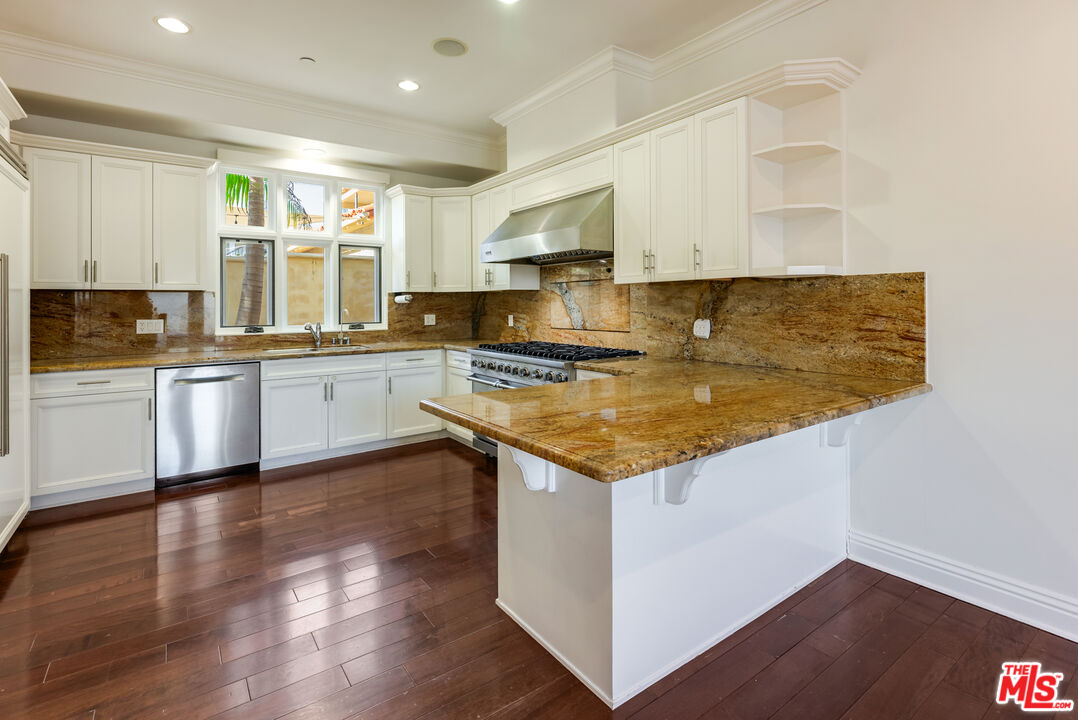 1127 Princeton St Unit: 102