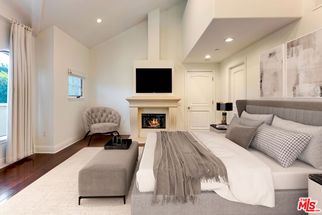 1127 Princeton St Unit: 102