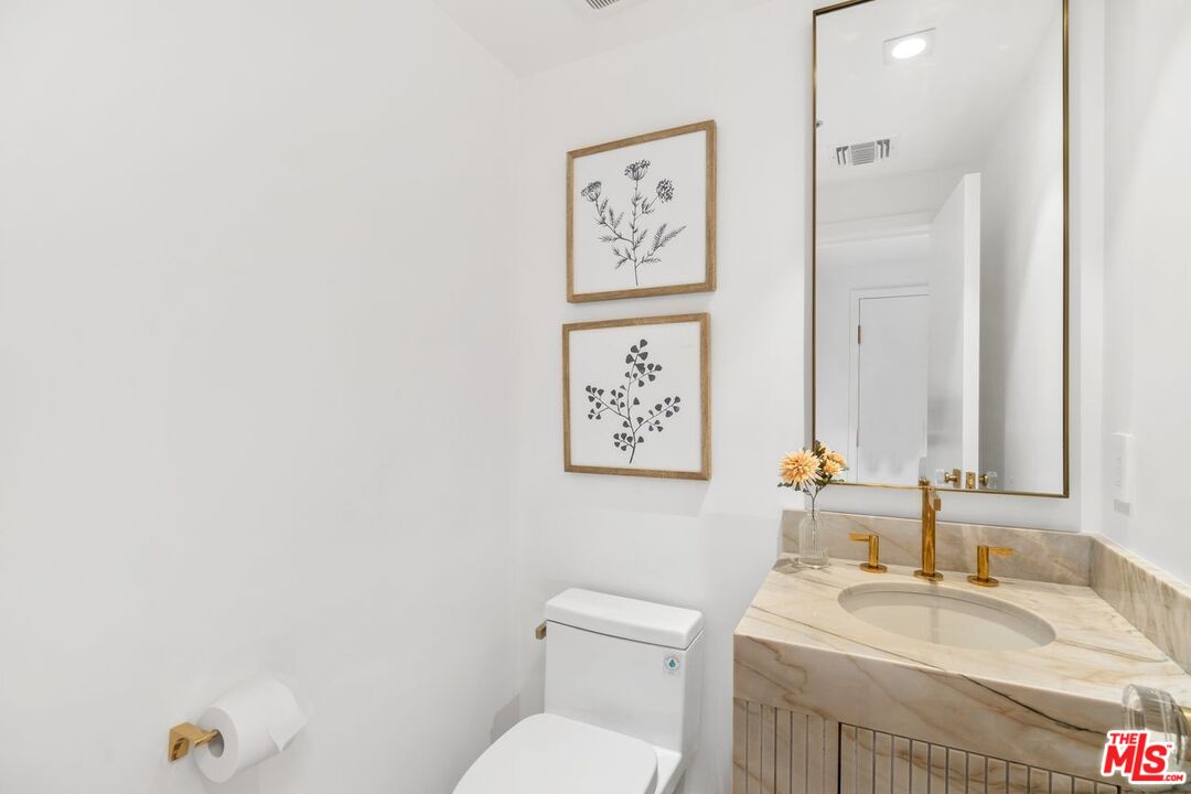 10660 Wilshire Blvd Unit: 1208