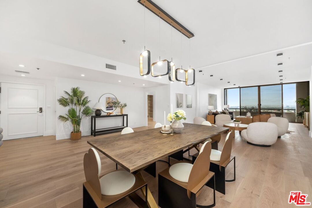 10660 Wilshire Blvd Unit: 1208