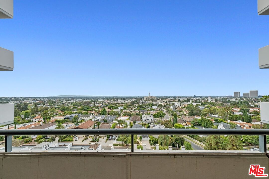 10660 Wilshire Blvd Unit: 1208