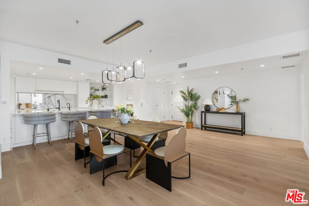 10660 Wilshire Blvd Unit: 1208