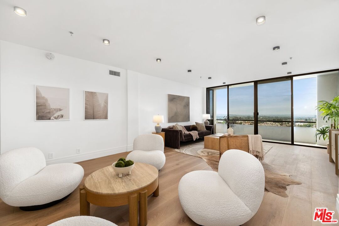 10660 Wilshire Blvd Unit: 1208