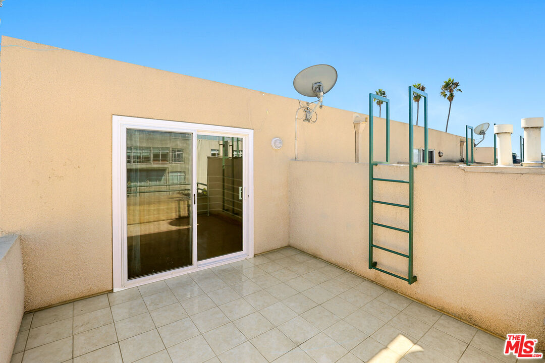 1527 9th St Unit: 303