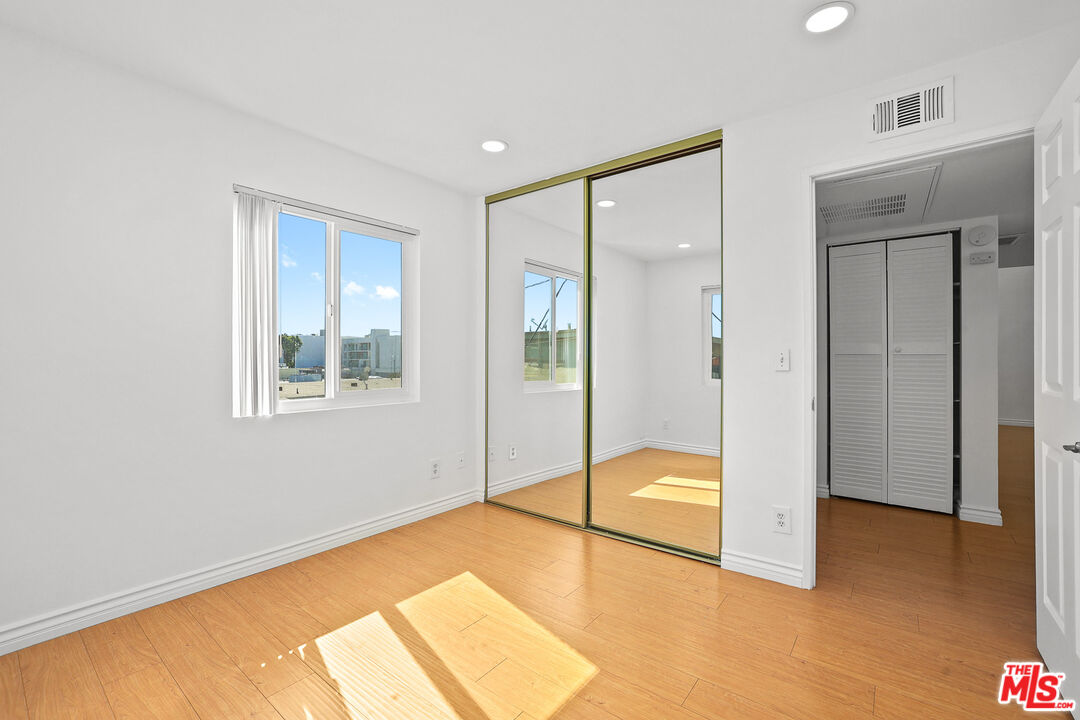 1527 9th St Unit: 303